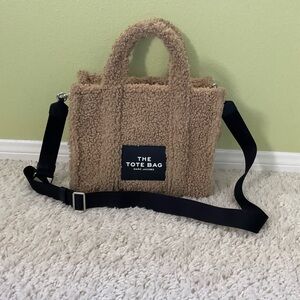 Marc Jacob’s Teddy Small Traveler Tote Beige